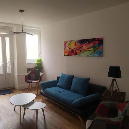 Civray  Maison De Ville Tres Lumineuse מראה חיצוני תמונה