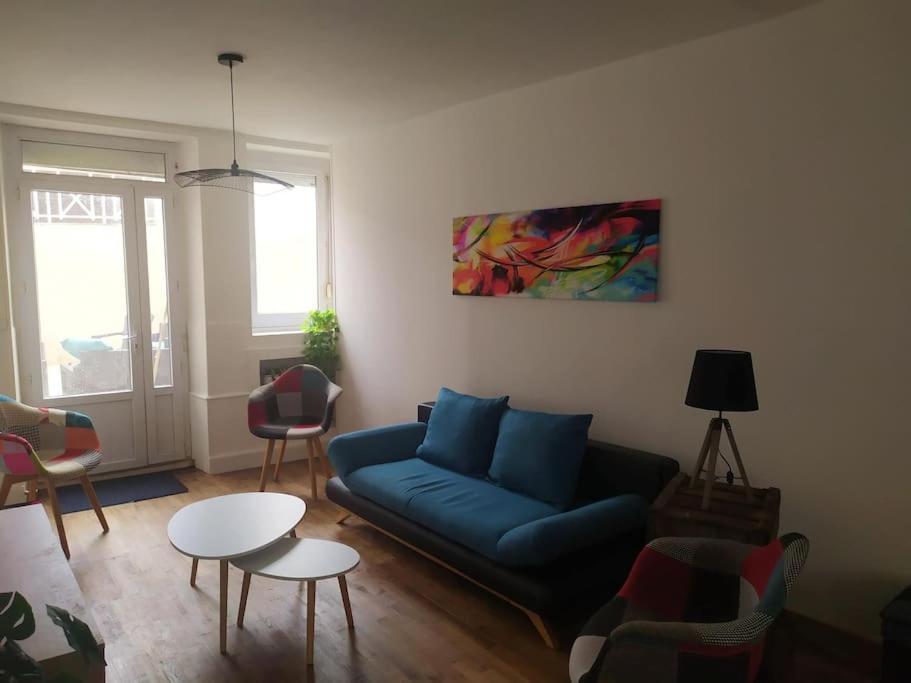 Civray  Maison De Ville Tres Lumineuse מראה חיצוני תמונה