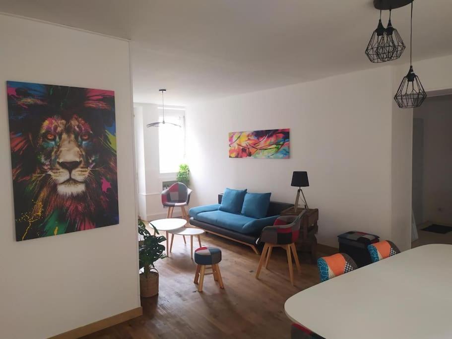 Civray  Maison De Ville Tres Lumineuse מראה חיצוני תמונה